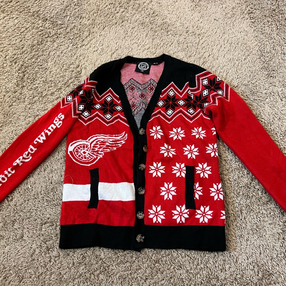 Detroit red wings hockey sweater
